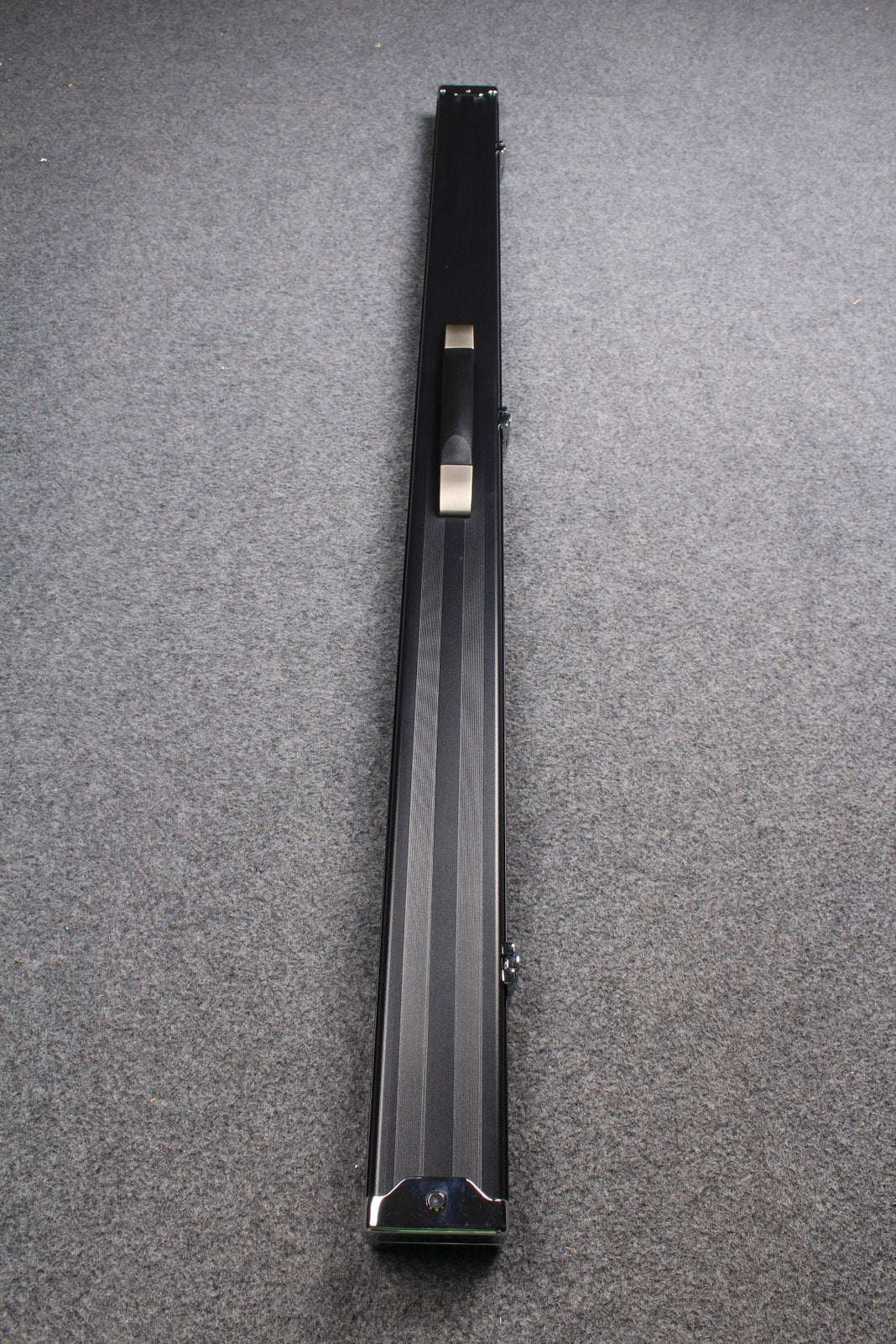 deluxe 3/4 aluminium cue case 124.5 cm , with 2 slots