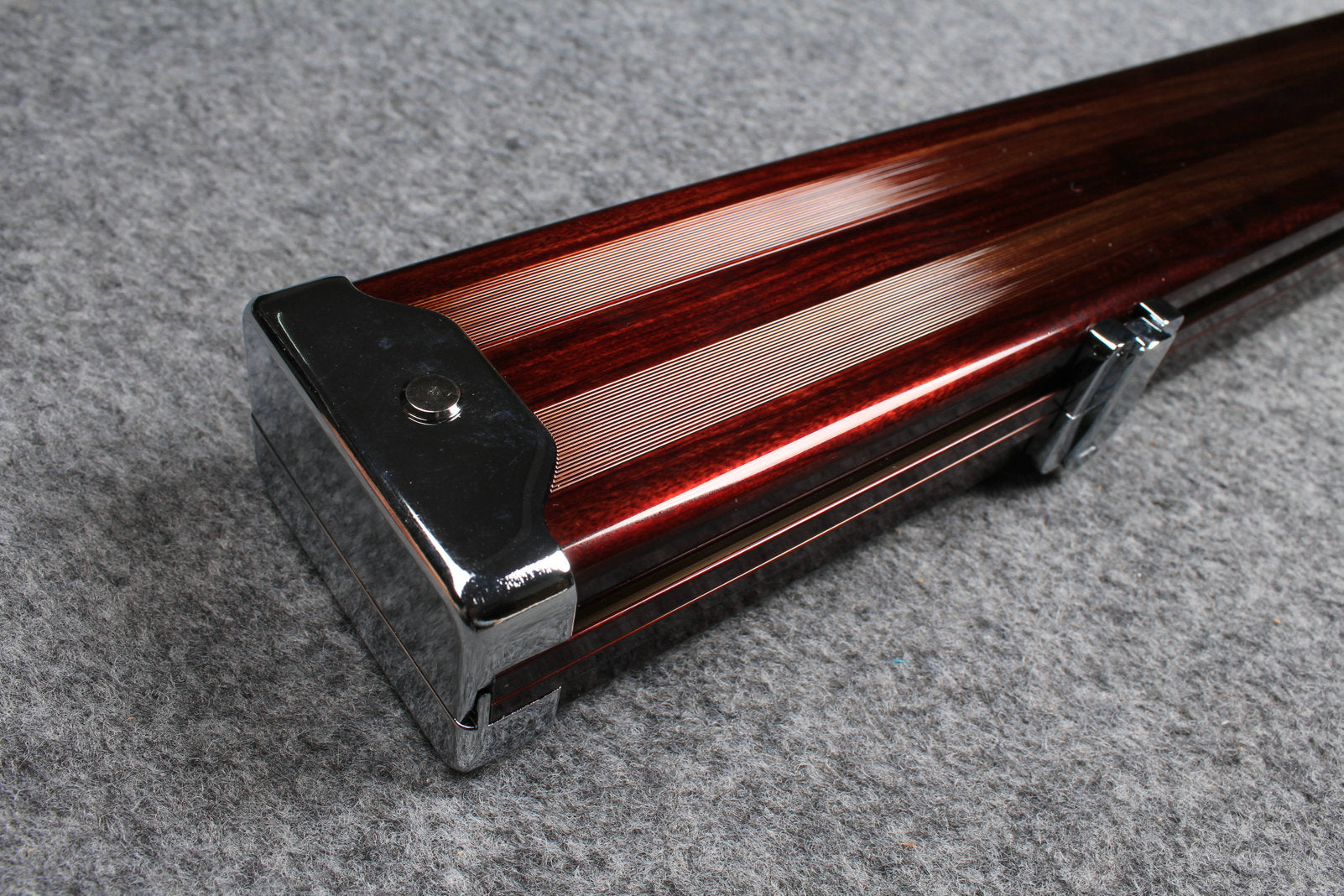 deluxe 3/4 aluminium cue case 124.5 cm , with 2 slots