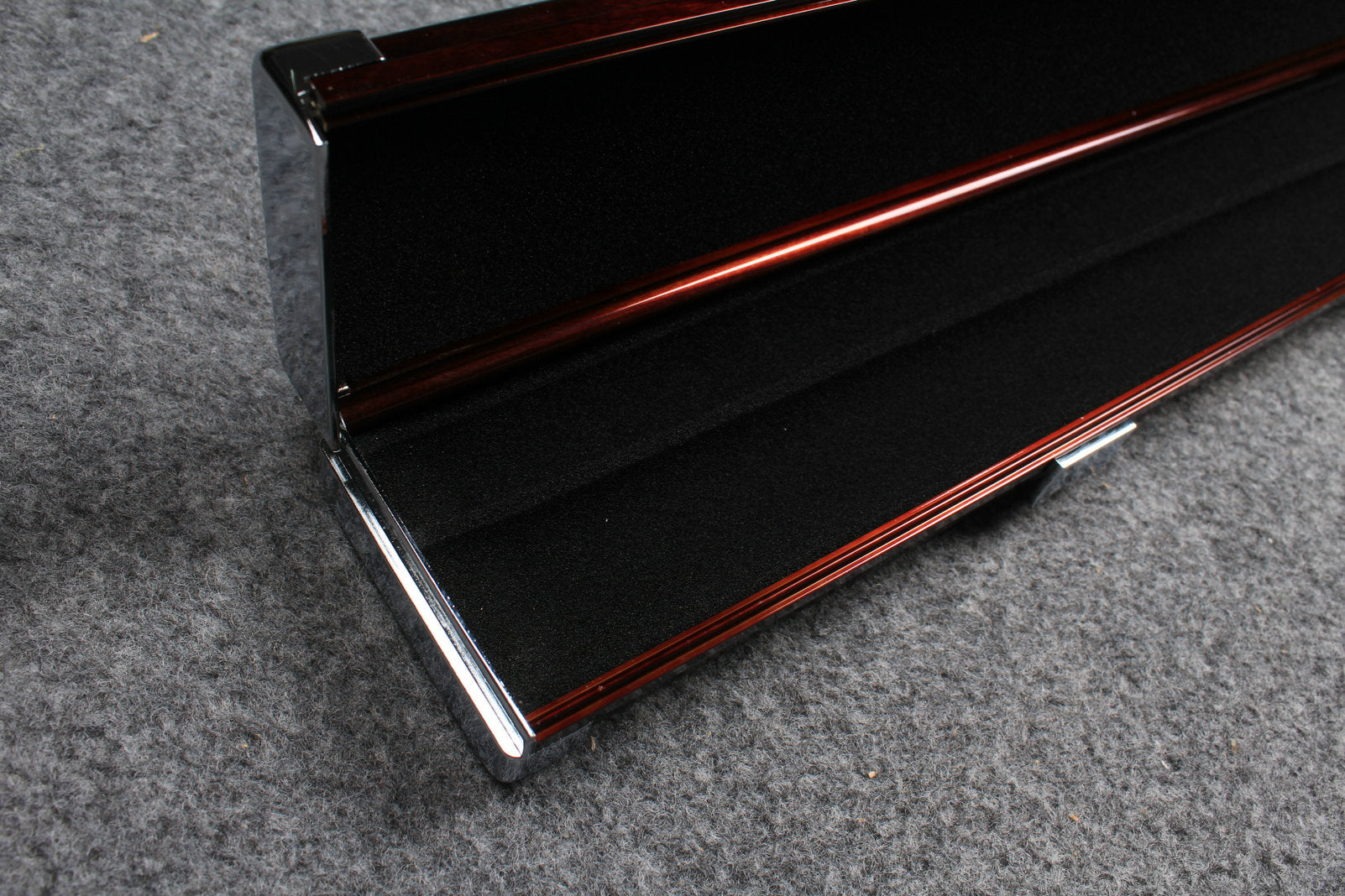 deluxe 3/4 aluminium cue case 124.5 cm , with 2 slots